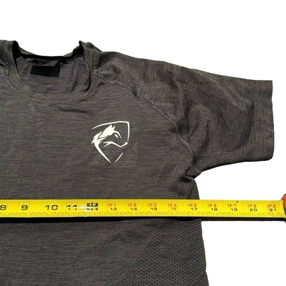 Alphalete Lightweight Performance Top - Picture 7 of 8